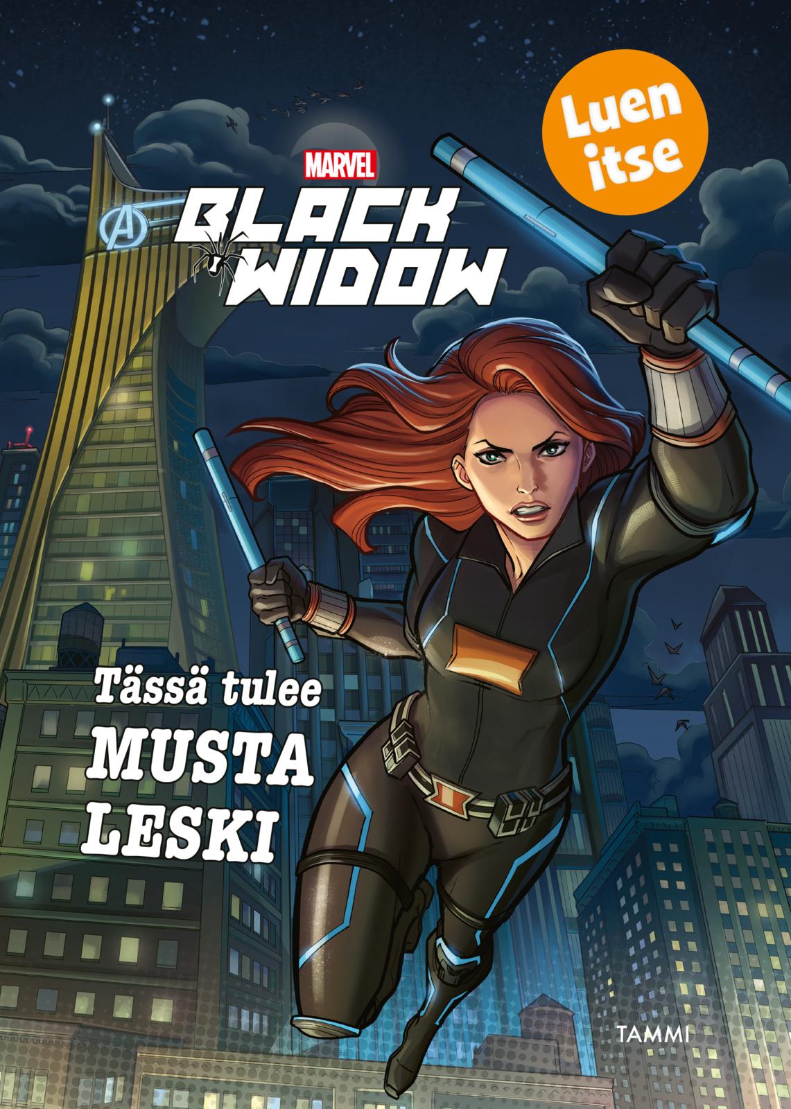 Etukansi. Marvel . Tässä tulee Musta Leski. Luen itse