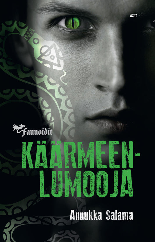 Etukansi. Annukka Salama. Käärmeenlumooja.