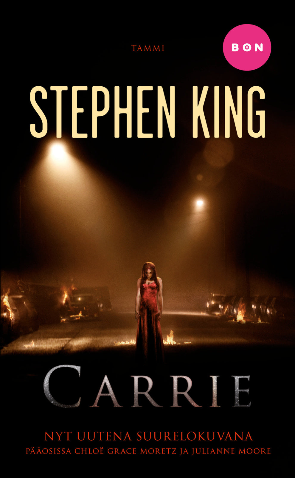 Etukansi. Stephen King. Carrie