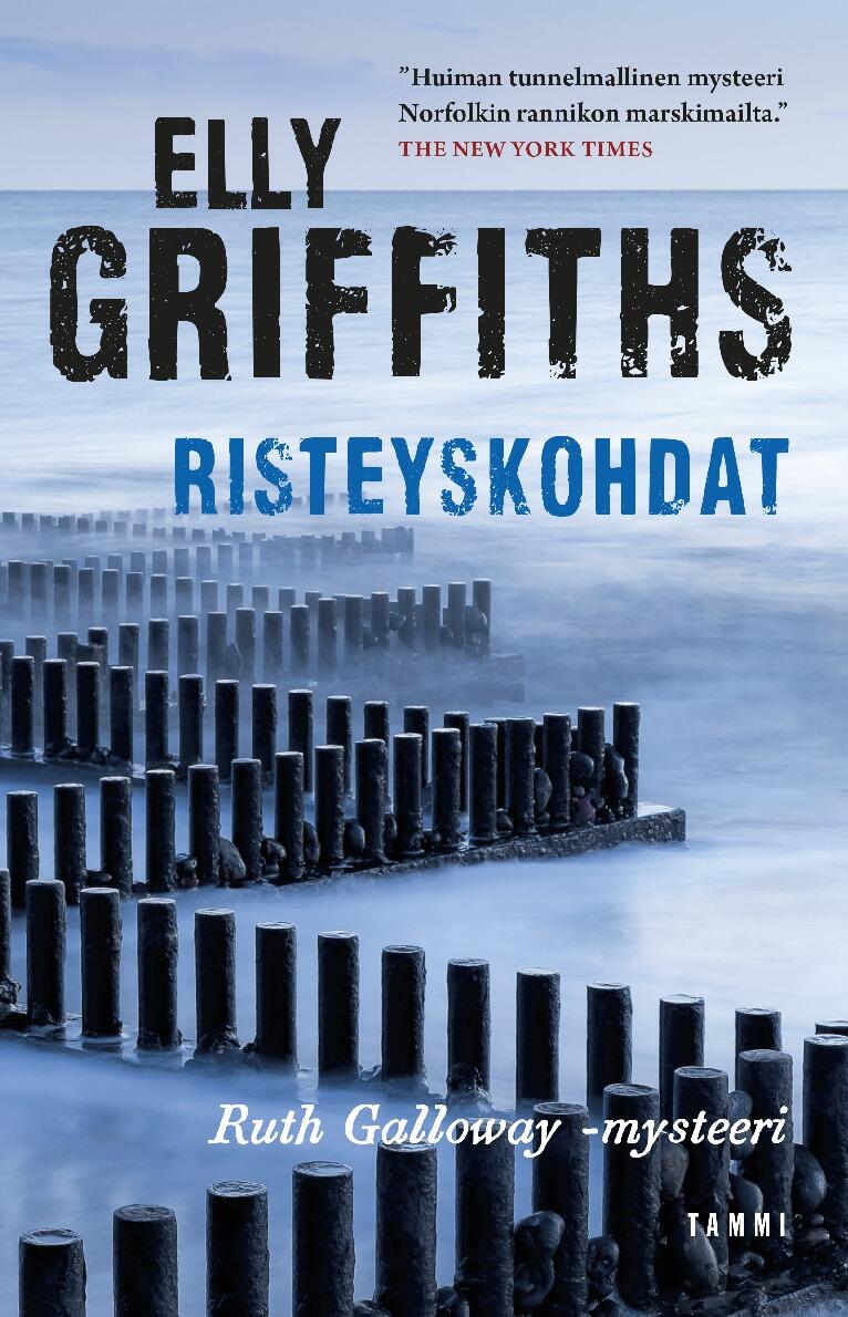 Etukansi. Elly Griffiths Risteyskohdat