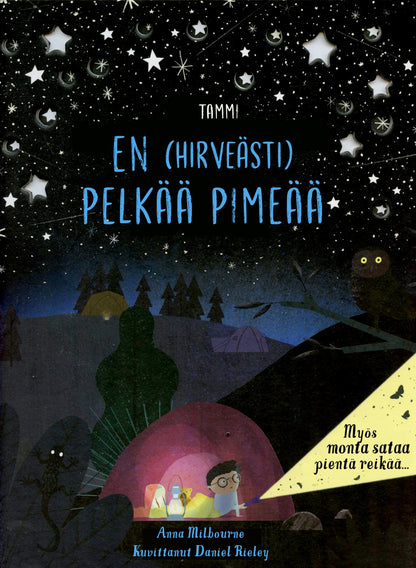 Etukansi. Anna Milbourne En (hirveästi) pelkää pimeää