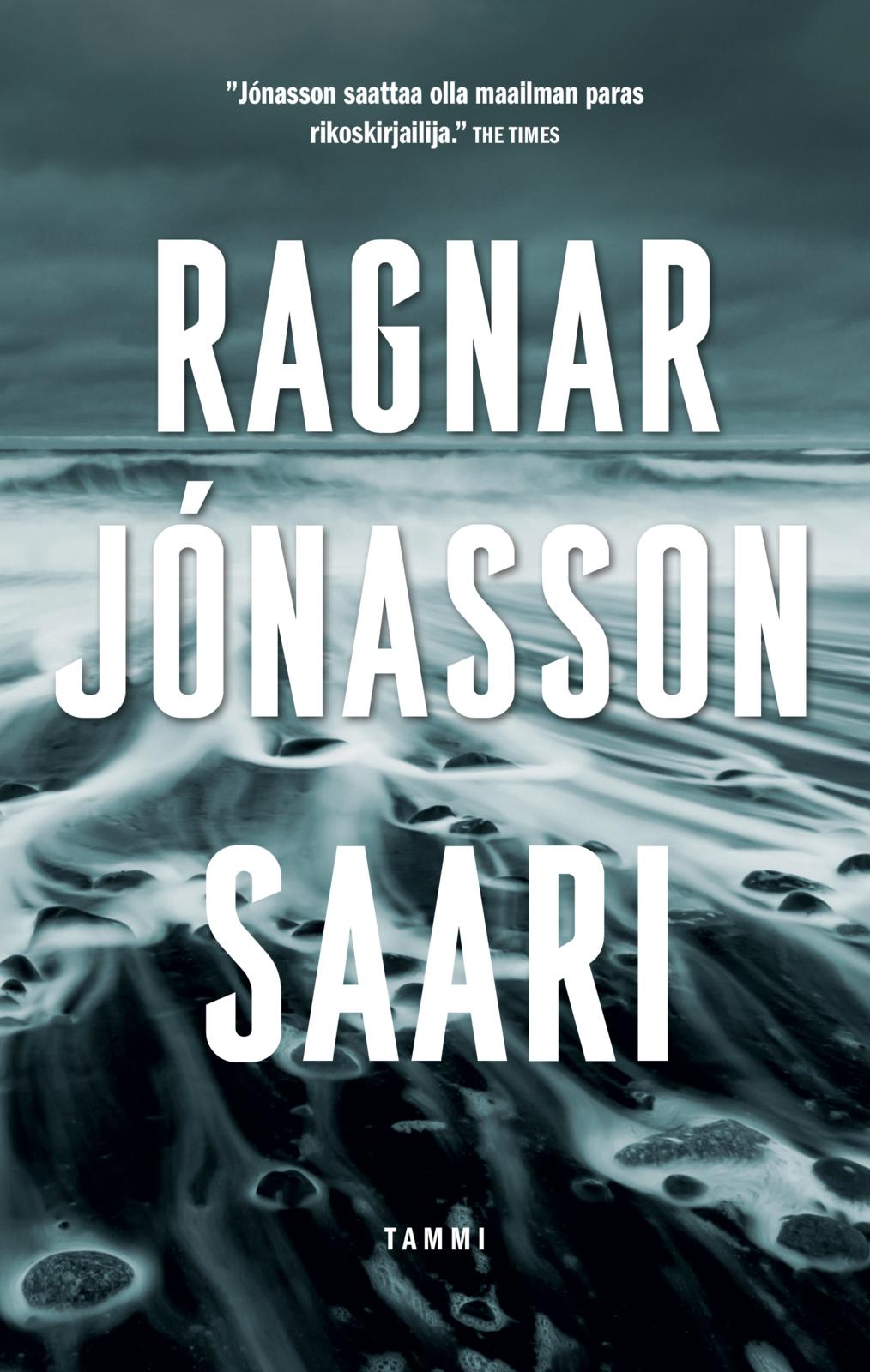 Etukansi. Ragnar Jónasson. Saari