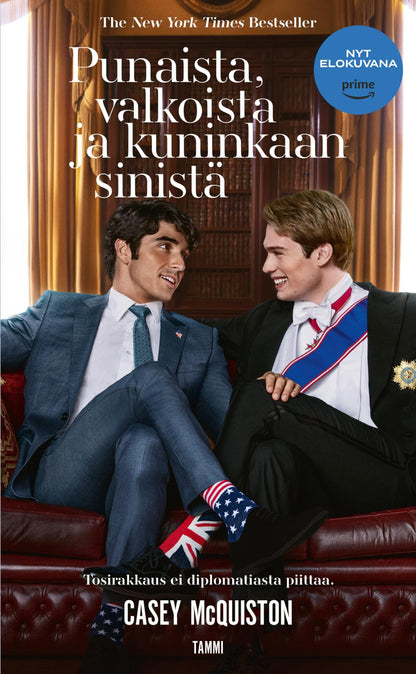 Etukansi. Casey McQuiston Punaista, valkoista ja kuninkaansinistä