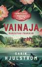 Etukansi. Carin Hjulström Vainaja pukeutuu frakkiin