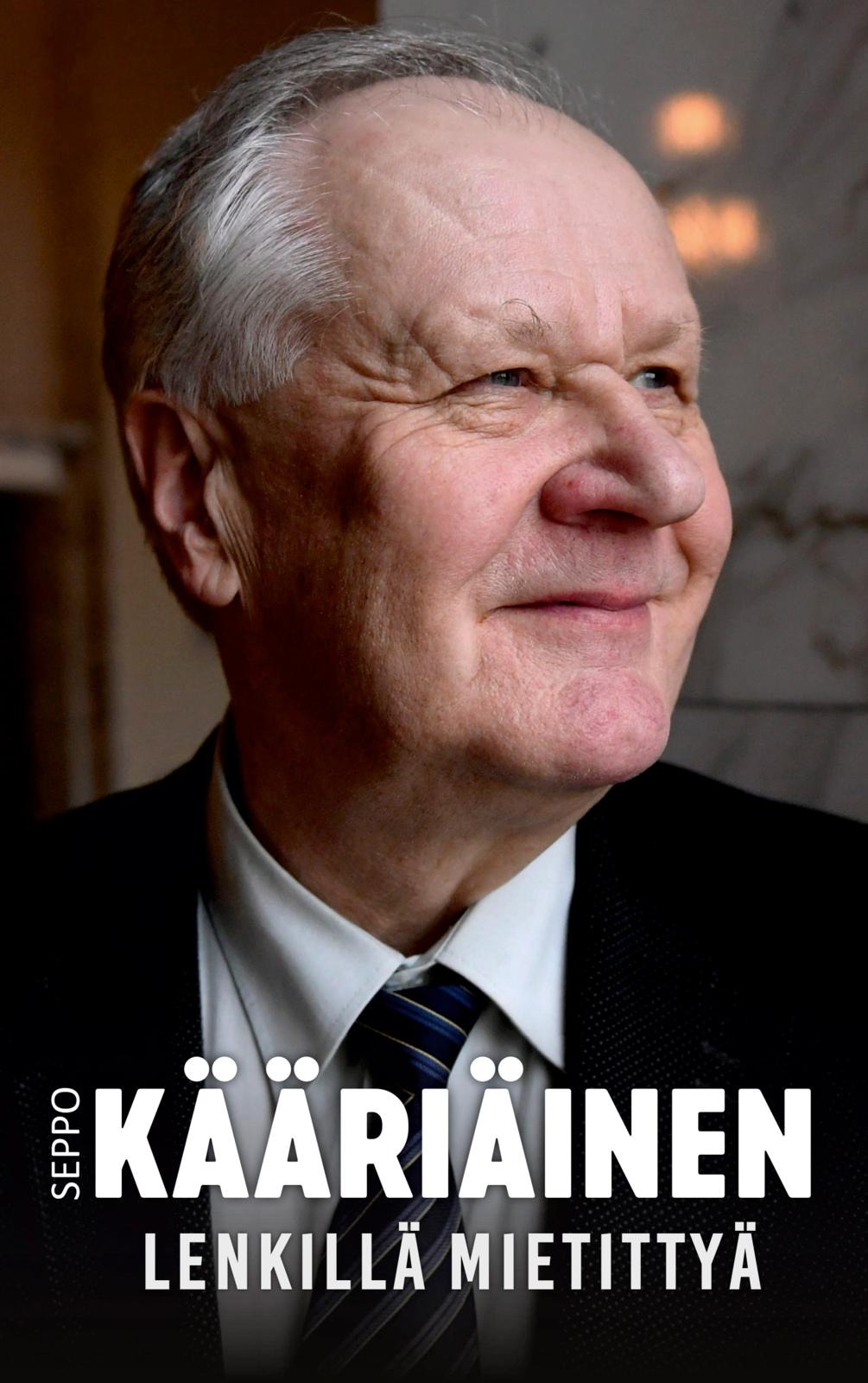 Etukansi. Seppo Kääriäinen Seppo Kääriäinen - Lenkillä mietittyä
