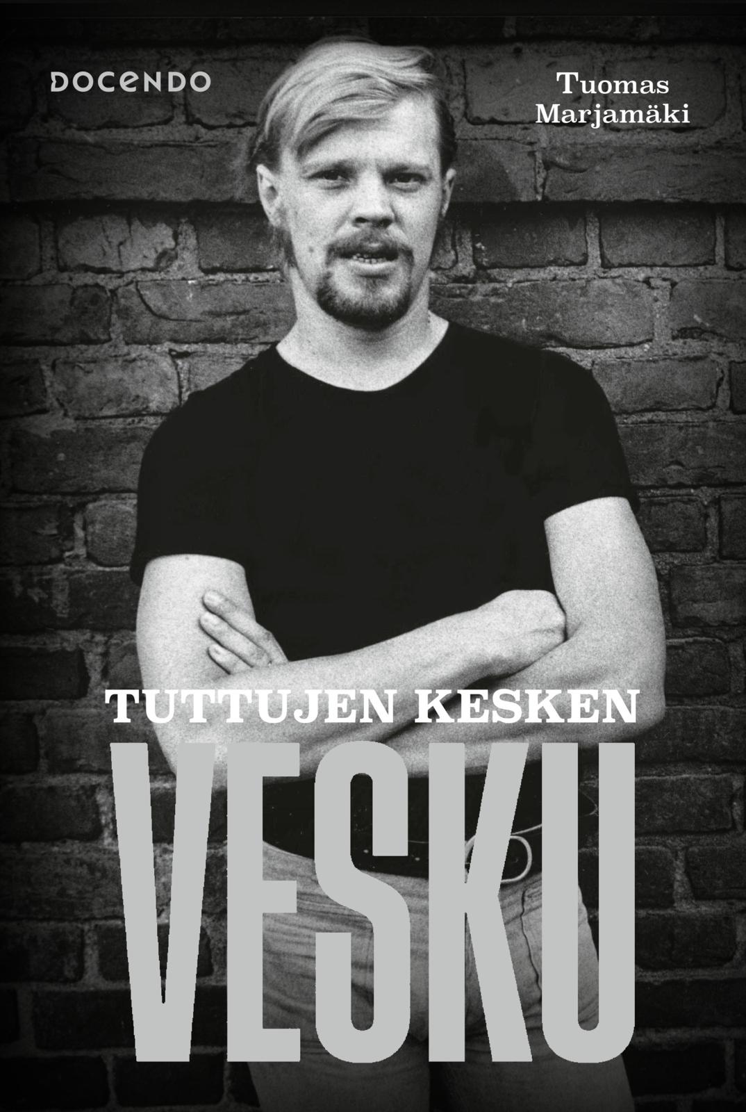 Etukansi. Tuomas Marjamäki Tuttujen kesken Vesku