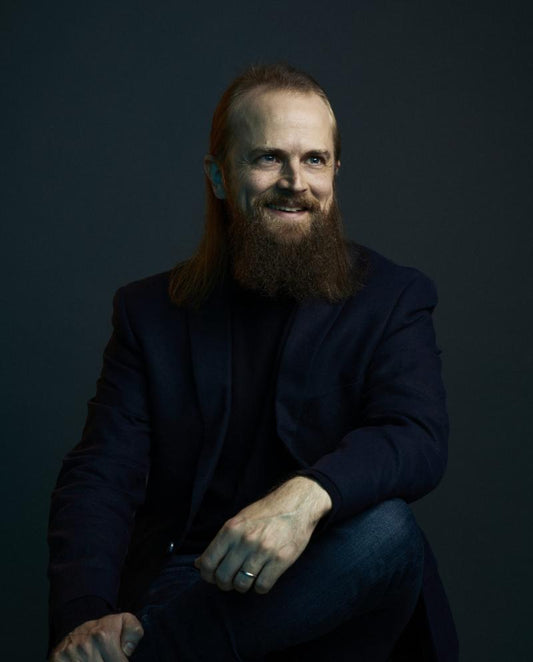 Etukansi. Janne Holmström. Olen melkein olemassa.