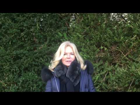 Etukansi. Lucinda Riley. Seitsemän sisarta.