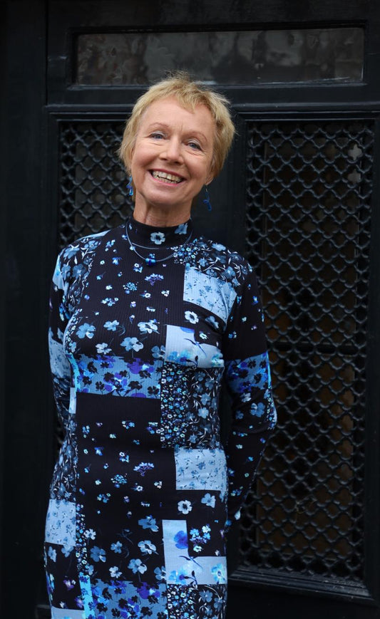 Etukansi. Sarah Lark. Maorien laulu.